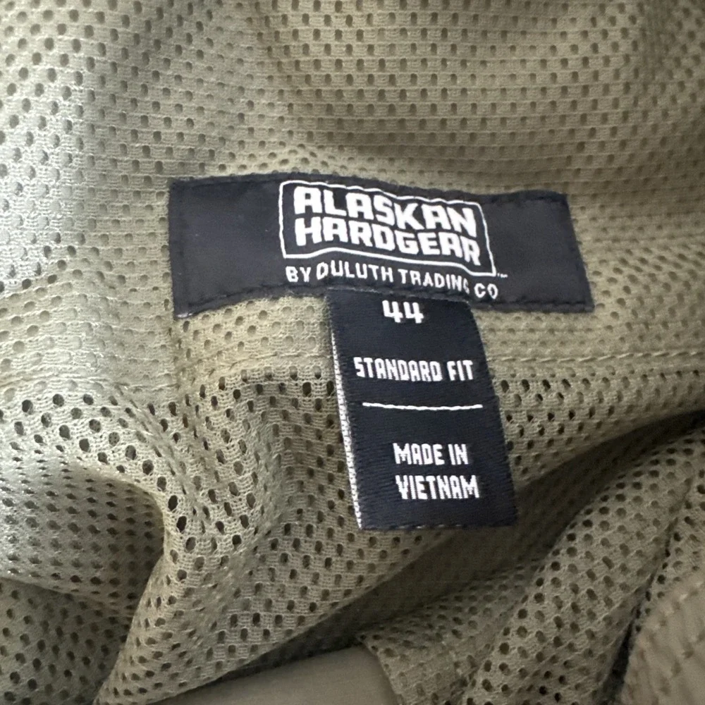 Alaskan Hardgear Men's Green Standard Fit Hiking Shorts Size 44 - Picture 4 of 7